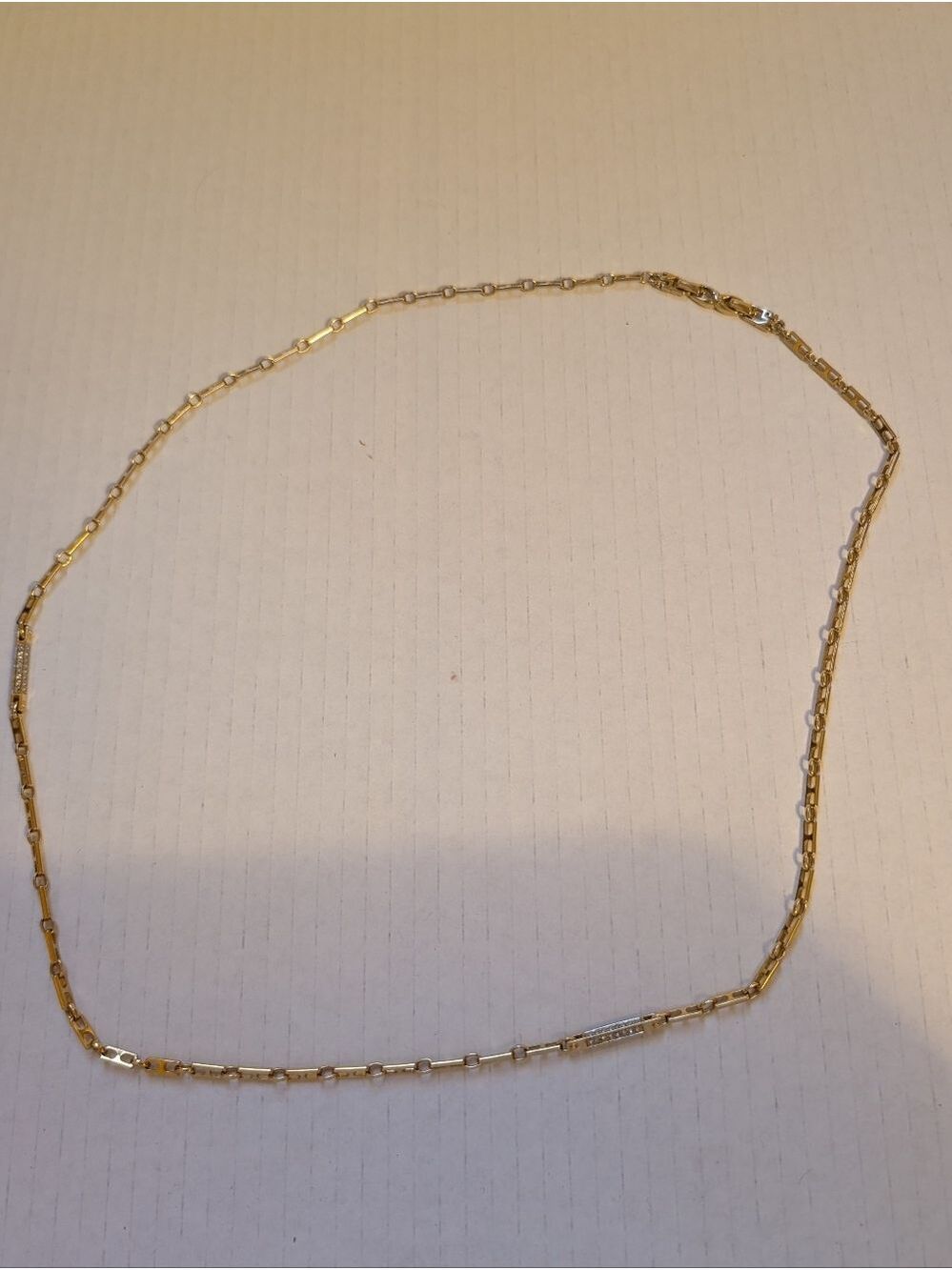Nina Ricci Vintage Gold Tone Link Necklace In VGUC